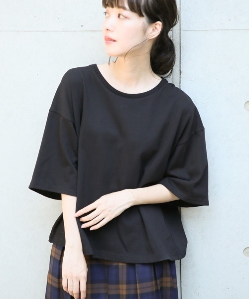 LOWRYS FARM(ローリーズファーム)の「スーピマビッグTシャツ 804204(Tシャツ/カットソー・レディース・ブラック/ブラウン/オフホワイト・FREE)」の1枚目の写真