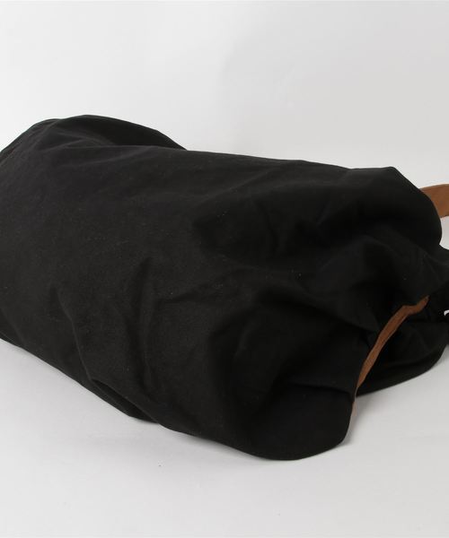 チャイハネ（チャイハネ）の「【チャイハネ】INDIA MADE シンプルビッグショルダーバッグ（ショルダーバッグ・メンズ・ホワイト/ブラック/ブルー/キャメル・FREE）」の7枚目の写真