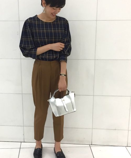 YECCA VECCA（イェッカヴェッカ）の「3wayミニバッグ（ハンドバッグ・レディース・ブラウン/シルバー/グリーン/キャメル・FREE）」の22枚目の写真