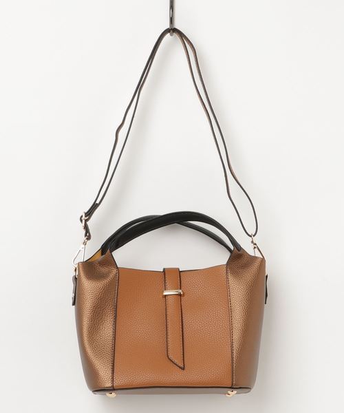 YECCA VECCA（イェッカヴェッカ）の「3wayミニバッグ（ハンドバッグ・レディース・ブラウン/シルバー/グリーン/キャメル・FREE）」の4枚目の写真