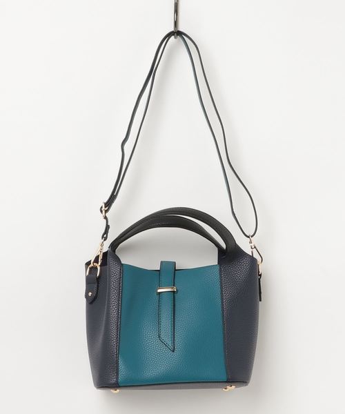 YECCA VECCA（イェッカヴェッカ）の「3wayミニバッグ（ハンドバッグ・レディース・ブラウン/シルバー/グリーン/キャメル・FREE）」の3枚目の写真