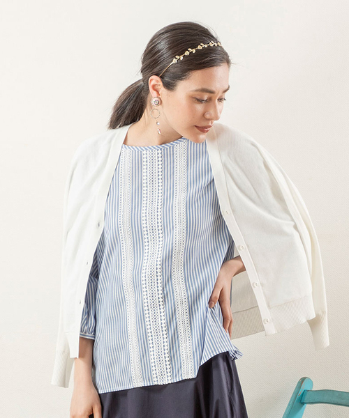 Petit Honfleur（プチオンフルール）の「◇カタログ掲載◇レース使いプルオーバー（Tシャツ/カットソー・レディース・ホワイト/ブルー/アイボリー・11号/13号/9号）」の3枚目の写真