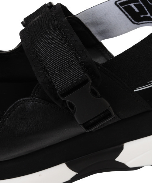 Candy Stripper(キャンディストリッパー)の「AWESOME CANDY SNEAKER サンダル(サンダル・レディース・ホワイト/ブラック/ネイビー・S/M/L)」の4枚目の写真