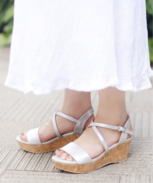 LE TALON（ルタロン）の「7cmクロスストラッププラットサンダル◆（サンダル・レディース・ブラック/ベージュ/シルバー/モスグリーン/ピンク・SMALL/MEDIUM/LARGE/X-LARGE/X-SMALL）」の10枚目の写真