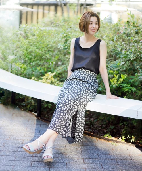 LE TALON（ルタロン）の「7cmクロスストラッププラットサンダル◆（サンダル・レディース・ブラック/ベージュ/シルバー/モスグリーン/ピンク・SMALL/MEDIUM/LARGE/X-LARGE/X-SMALL）」の16枚目の写真