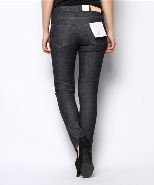 B:MING by BEAMS（ビーミングバイビームス）の「FIRE SERVICE × ビーミング by ビームス / ＜別注＞スキニーデニム（デニムパンツ・レディース・インディゴブルー・26inch/28inch/27inch/25inch）」の4枚目の写真