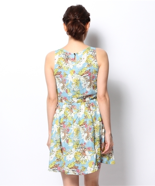 DISCOAT(ディスコート)の「【Discoat】ボタニカルPtワンピース(ワンピース・レディース・ライトブルー/オフホワイト・フリ-)」の8枚目の写真