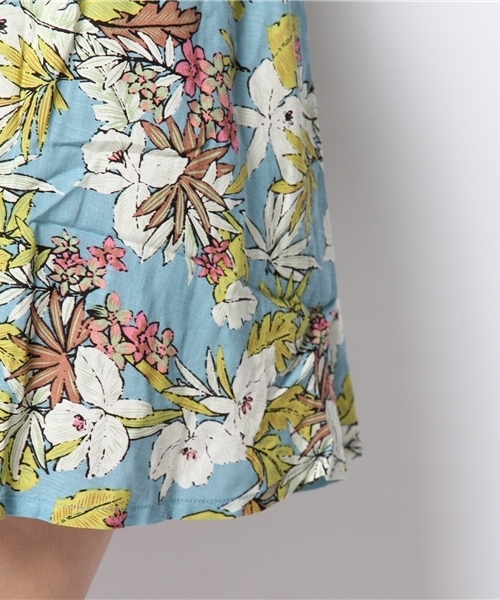 DISCOAT(ディスコート)の「【Discoat】ボタニカルPtワンピース(ワンピース・レディース・ライトブルー/オフホワイト・フリ-)」の4枚目の写真