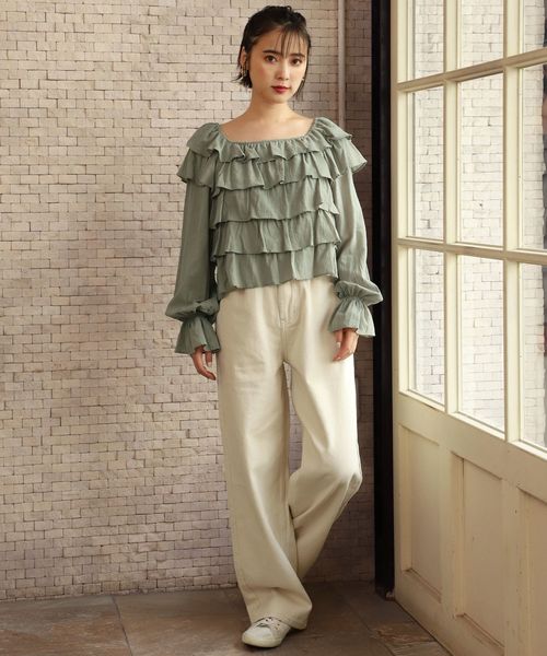 one after another NICE CLAUP（ワンアフターアナザーナイスクラップ）の「べっ甲ベルト付 デニムテーパードパンツ（デニムパンツ・レディース・アイボリー/ブラック/ネイビー/サックスブルー・SMALL/MEDIUM）」の11枚目の写真