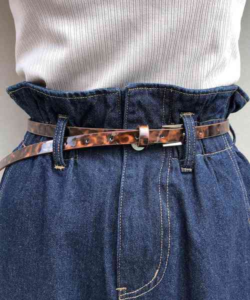 one after another NICE CLAUP（ワンアフターアナザーナイスクラップ）の「べっ甲ベルト付 デニムテーパードパンツ（デニムパンツ・レディース・アイボリー/ブラック/ネイビー/サックスブルー・SMALL/MEDIUM）」の10枚目の写真