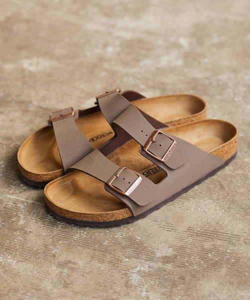 BIRKENSTOCK（ビルケンシュトック）の「BIRKENSTOCK ビルケンシュトック ARIZONA アリゾナ (UNISEX size variation)（サンダル・レディース・ブラック/ダークブラウン/ストーン/ホワイト/モカ/ブルー・40/41/42/43/39/36/38/35/37）」の4枚目の写真
