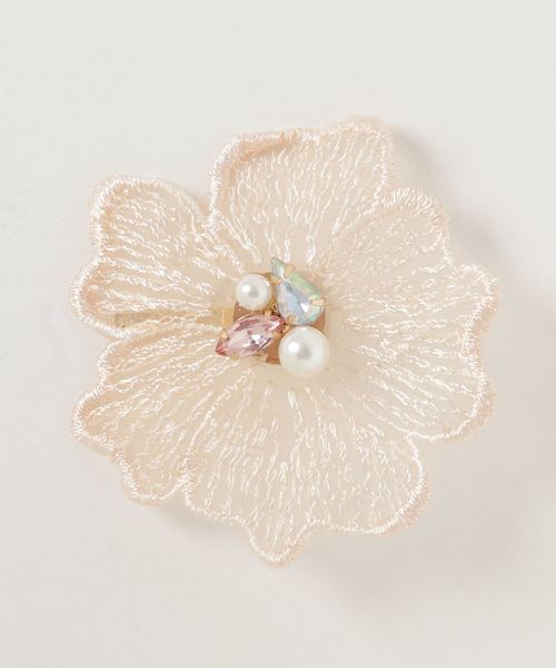 Ree&Mee（リーアンドミー）の「Ree＆Mee ビジュー付き フラワー ポニーフック（バレッタ/ヘアクリップ・レディース・パープル/ホワイト/グリーン/オレンジ・FREE）」の8枚目の写真