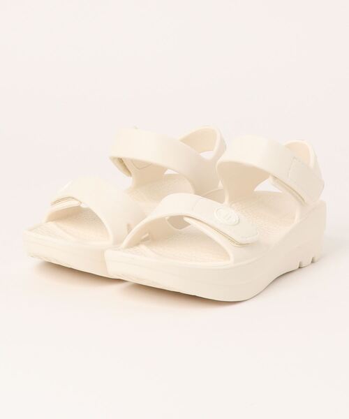 TELIC(テリック)の「【TELIC】ANKLE-STRAP サンダル / バックストラップサンダル(サンダル・レディース・ホワイト/ブラック/アイボリー/ブラウン系・S/M/X-SMALL/XS)」の3枚目の写真