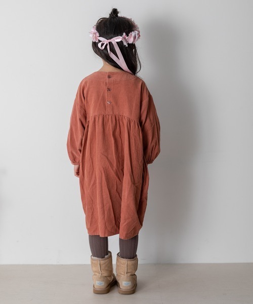 MAKE YOUR DAY（メイクユアデイ）の「ギャザー切替ワンピース■80～140cm（ワンピース・キッズ・ダークグリーン/ベージュ/ダークブラウン/ブラウン/サーモンピンク/ピンク・140/90/120/80/130/100/110）」の15枚目の写真
