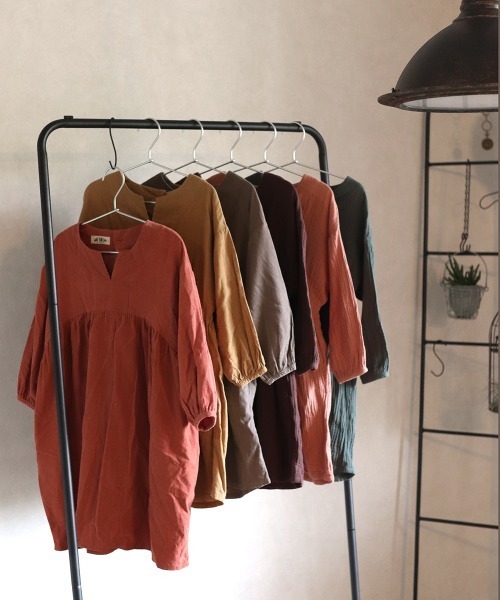 MAKE YOUR DAY（メイクユアデイ）の「ギャザー切替ワンピース■80～140cm（ワンピース・キッズ・ダークグリーン/ベージュ/ダークブラウン/ブラウン/サーモンピンク/ピンク・140/90/120/80/130/100/110）」の7枚目の写真