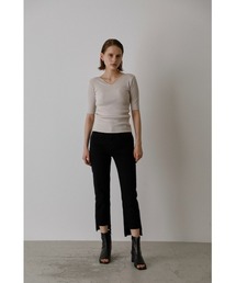 Hem asymmetry denim