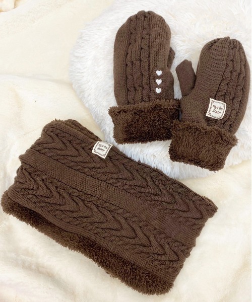 apres jour（アプレジュール）の「【3周年記念アイテム】スヌード＋手袋セット【ZOZOTOWN限定アイテム】（マフラー・レディース・ダークブラウン/アイボリー/モカ・フリー）」の2枚目の写真