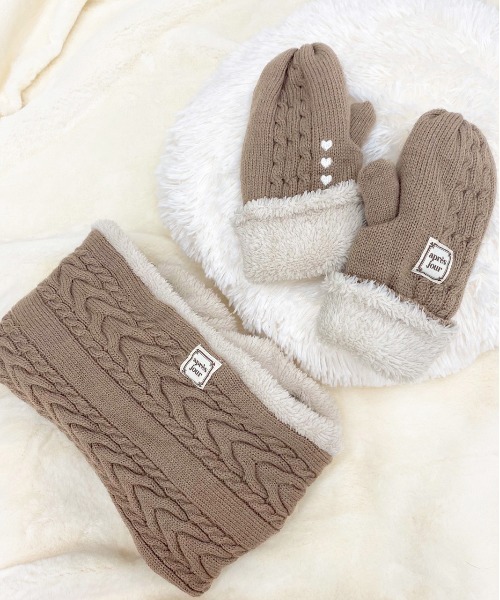 apres jour（アプレジュール）の「【3周年記念アイテム】スヌード＋手袋セット【ZOZOTOWN限定アイテム】（マフラー・レディース・ダークブラウン/アイボリー/モカ・フリー）」の3枚目の写真