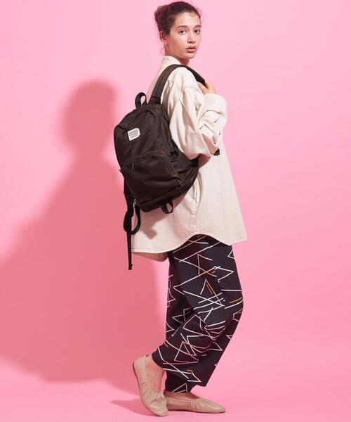 FREDRIK PACKERS（フレドリックパッカーズ）の「【別注】∴＜FREDRIK PACKERS＞SNUG PACK バックパック（バックパック/リュック・レディース・ダークブラウン/ブラック・FREE）」の8枚目の写真