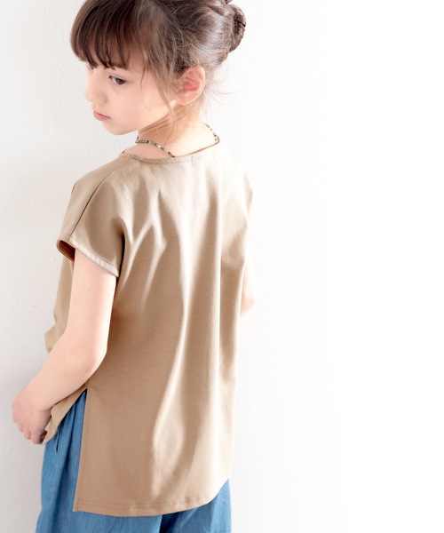 classicalelf(クラシカルエルフ)の「《キッズ》綿100% 上質コットン。シンプルフレンチトップス(Tシャツ/カットソー・キッズ・ブラック/モカ/ホワイト・150/160/140/130)」の7枚目の写真