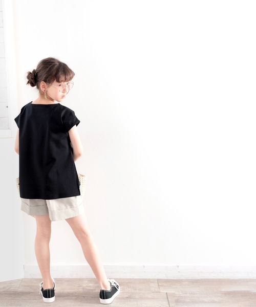 classicalelf(クラシカルエルフ)の「《キッズ》綿100% 上質コットン。シンプルフレンチトップス(Tシャツ/カットソー・キッズ・ブラック/モカ/ホワイト・150/160/140/130)」の4枚目の写真