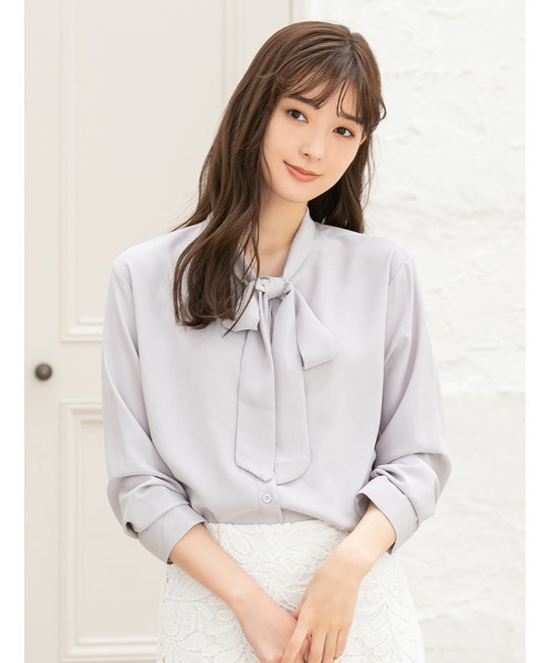 fifth(フィフス)の「ボウタイブラウス(シャツ/ブラウス・レディース・ホワイト/グレー・MEDIUM)」の2枚目の写真