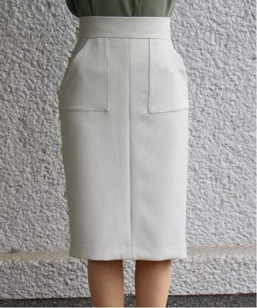 TRUDEA（トルディア）の「リバーストレッチ貼りポケットタイトスカート（スカート・レディース・ネイビー/グレイッシュベージュ/ラベンダー/モカ・LARGE/MEDIUM/SMALL）」の5枚目の写真