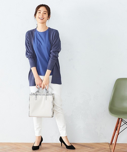 COMME CA ISM(コムサイズム)の「ラメ ニットカーディガン(カーディガン/ボレロ・レディース・ベージュ/ブルー/チャコール・MEDIUM/LARGE)」の9枚目の写真