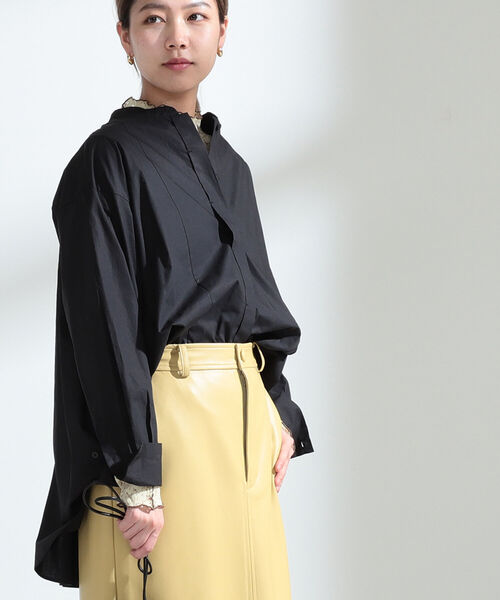 Ray BEAMS(レイビームス)の「Ray BEAMS / バック タック フレア シャツ(シャツ/ブラウス・レディース・ベージュ/ホワイト/ブラック・ONE SIZE)」の11枚目の写真