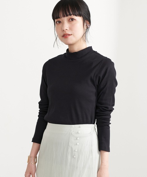 earth music&ecology（アースミュージックアンドエコロジー）の「チェーン柄リブ長袖ハイネックプルオーバー ＊（Tシャツ/カットソー・レディース・サックスブルー/オフホワイト/杢グレー/ブラック/イエロー/ベージュ系その他2・M/S）」の2枚目の写真