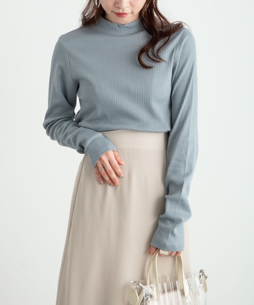 earth music&ecology（アースミュージックアンドエコロジー）の「チェーン柄リブ長袖ハイネックプルオーバー ＊（Tシャツ/カットソー・レディース・サックスブルー/オフホワイト/杢グレー/ブラック/イエロー/ベージュ系その他2・M/S）」の7枚目の写真