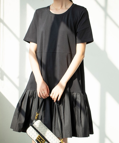 SAISON DE PAPILLON（セゾンドパピヨン）の「プリーツヘムTシャツワンピース（ワンピース・レディース・ブラック・S/M/L）」の13枚目の写真