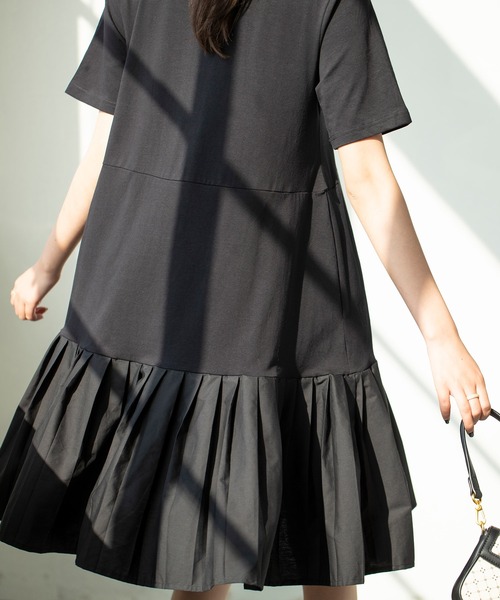 SAISON DE PAPILLON（セゾンドパピヨン）の「プリーツヘムTシャツワンピース（ワンピース・レディース・ブラック・S/M/L）」の12枚目の写真