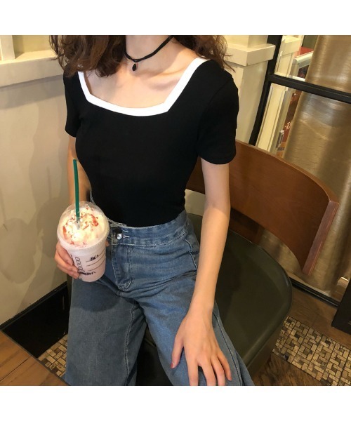 yuue' ( wear )(ユーイ)の「スクエアネックシンプル半袖Tシャツ(Tシャツ/カットソー・レディース・ホワイト/ブラック・MEDIUM/LARGE/X-LARGE)」の3枚目の写真