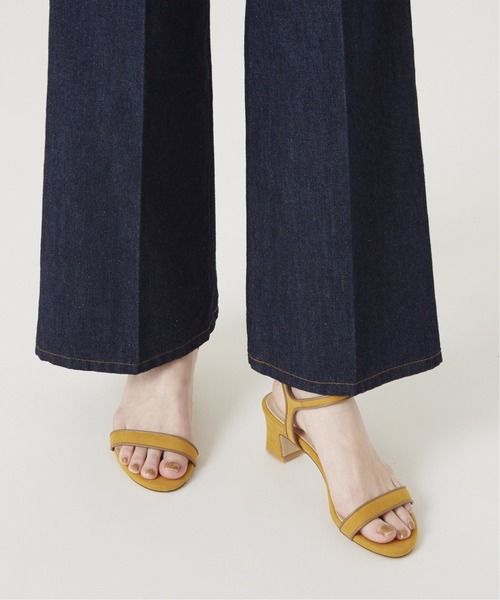 LE TALON（ルタロン）の「5cmパイピングストラップサンダル◆（サンダル・レディース・ライトグレー/イエロー・SMALL/MEDIUM/LARGE/X-LARGE/X-SMALL）」の5枚目の写真