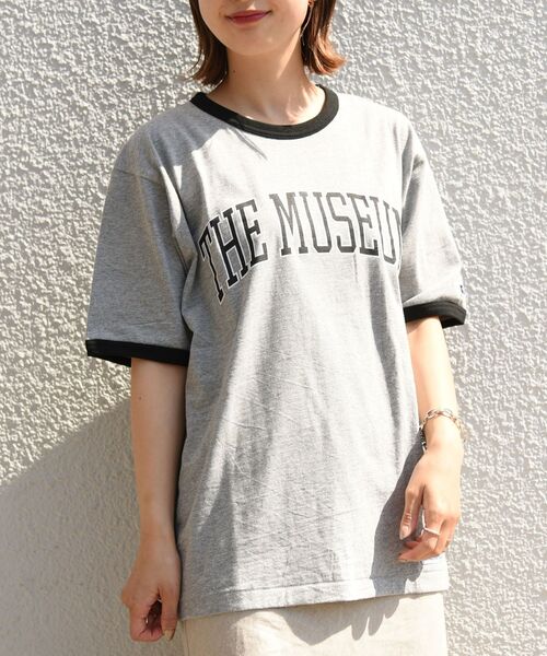 Russell Athletic（ラッセルアスレティック）の「【WEB限定/SHIPS別注】RUSSELL ATHLETIC: カレッジ プリント リンガー Tシャツ（Tシャツ/カットソー・メンズ・ホワイト/オフホワイト/ブラック/ダークグレー・LARGE/X-LARGE/MEDIUM/SMALL）」の15枚目の写真