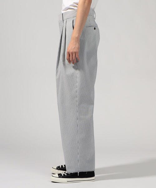 TOMORROWLAND （トゥモローランド）の「クールマックスサッカー 1プリーツワイドパンツ（スラックス・メンズ・ネイビー/ブラック系その他・M/XS/S）」の5枚目の写真