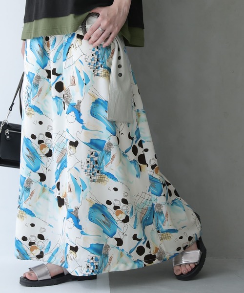 osharewalker(オシャレウォーカー)の「【廃盤】『アートプリントロングスカート』(スカート・レディース・ブラウン/ブルー・FREE)」の9枚目の写真