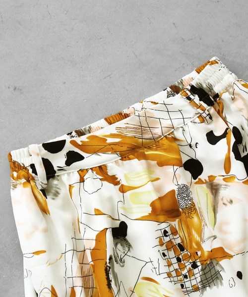 osharewalker(オシャレウォーカー)の「【廃盤】『アートプリントロングスカート』(スカート・レディース・ブラウン/ブルー・FREE)」の6枚目の写真