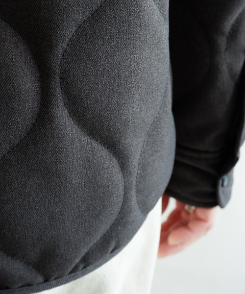 MANASTASH（マナスタッシュ）の「MANASTASH/マナスタッシュ　W's PADDING JKT　パディングジャケット（ブルゾン・レディース・チャコールグレー/ナチュラル・MEDIUM）」の10枚目の写真