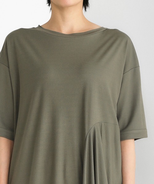 Bou Jeloud(ブージュルード)の「アシンメトリーチュニック(Tシャツ/カットソー・レディース・ブラック/オフホワイト/カーキ・FREE)」の7枚目の写真