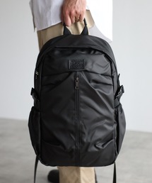 GUSCIO UOMO | 【グッシオ ウォーモ】撥水ナイロンバックパック　センタファスナー　デイパック リップストップ　本革付属(バックパック/リュック)