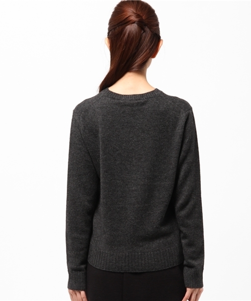 FIGARO Paris（フィガロパリ）の「◆9G天竺アイレット入り クループルオーバー（ニット/セーター・レディース・チャコールグレー/パープル/レッド・FREE）」の6枚目の写真