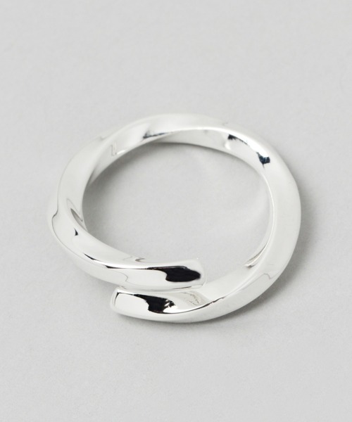 HARE（ハレ）の「ツイストスプーンリング(HARE)（リング・メンズ・シルバー・FREE）」の7枚目の写真