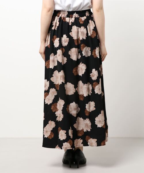 MIMIMEMETE(ミミメメット)の「セピアフラワー マキシスカート(スカート・レディース・ブラック・フリー)」の10枚目の写真