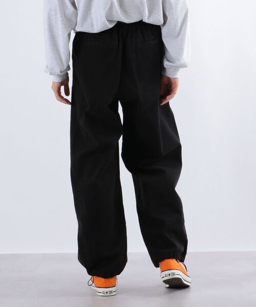 Gramicci（グラミチ）の「【SHIPS any別注】GRAMiCCi: オールシーズン コットンツイル スーパー ワイド パンツ◇（その他パンツ・メンズ・ブラック/ベージュ/オリーブ/ナチュラル・SMALL/MEDIUM/LARGE/X-LARGE）」の17枚目の写真