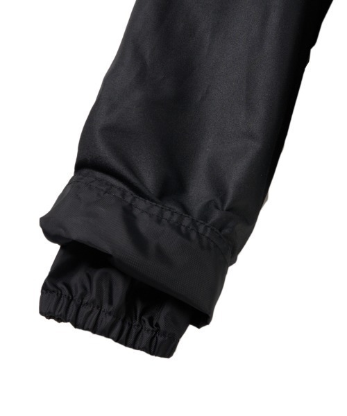 Barbour(バブアー)の「SPEY WAXED COTTON(ブルゾン・メンズ・セージグリーン/ブラック・M/XS/XL/S/L)」の16枚目の写真