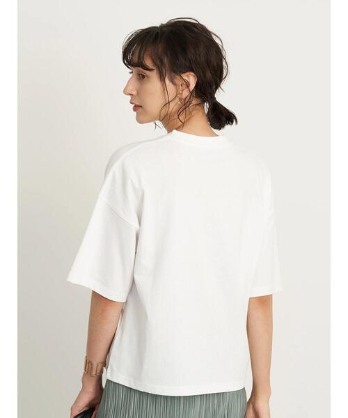 earth music&ecology（アースミュージックアンドエコロジー）の「エモーショナルフォトプリントTシャツ ＊（Tシャツ/カットソー・レディース・アイボリー/イエロー/サックスブルー/ブラック・FREE）」の12枚目の写真