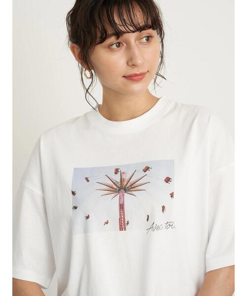 earth music&ecology（アースミュージックアンドエコロジー）の「エモーショナルフォトプリントTシャツ ＊（Tシャツ/カットソー・レディース・アイボリー/イエロー/サックスブルー/ブラック・FREE）」の14枚目の写真