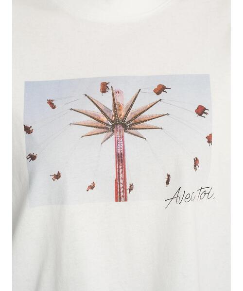 earth music&ecology（アースミュージックアンドエコロジー）の「エモーショナルフォトプリントTシャツ ＊（Tシャツ/カットソー・レディース・アイボリー/イエロー/サックスブルー/ブラック・FREE）」の16枚目の写真